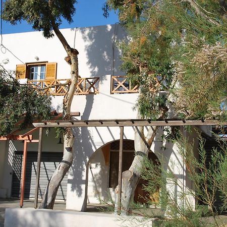 Peter & Tony Rooms Galissas Exterior foto