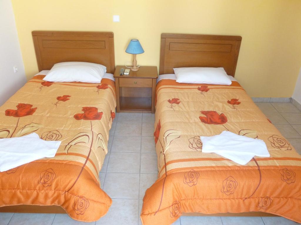 Peter & Tony Rooms Galissas Zimmer foto